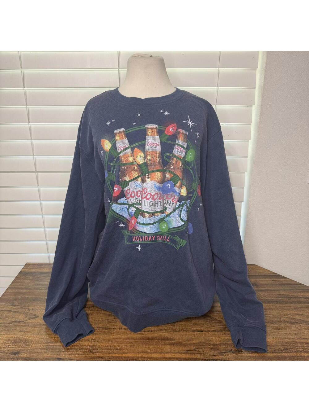 Coors Light Holiday Chill Navy Blue Sweatshirt Size Large